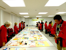 審査会場にて審査中