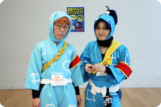 落第忍者乱太郎のコスプレをしたスタッフ