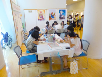 自由にまんがコーナー